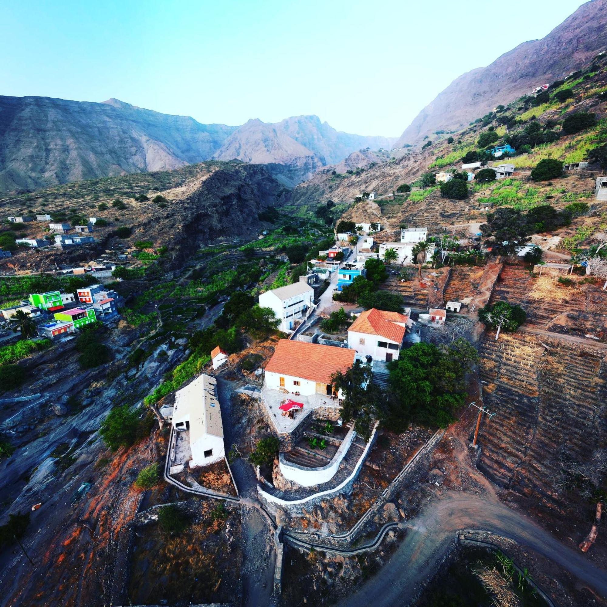 Bed and Breakfast Kaza Ladera Seladinha Exteriér fotografie